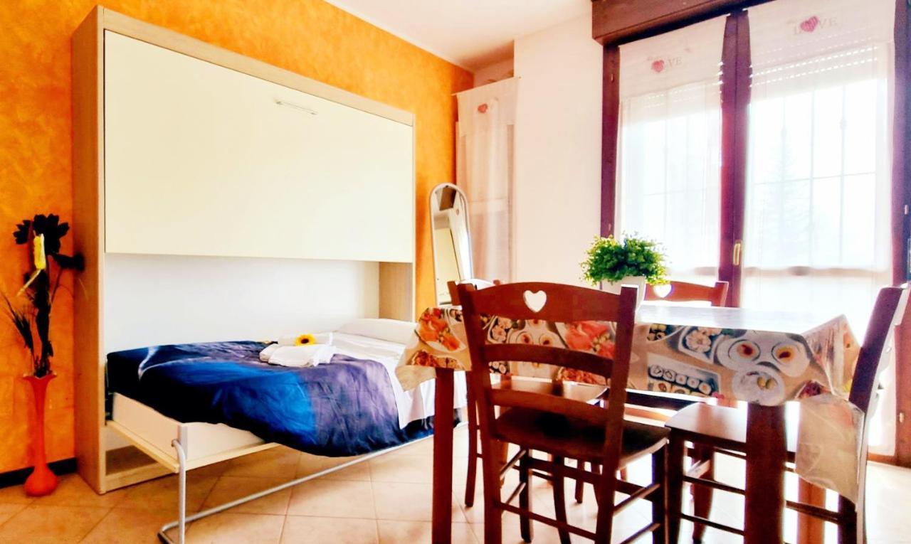 Guest Holiday Filangieri 1 Reggio Emilia Eksteriør bilde
